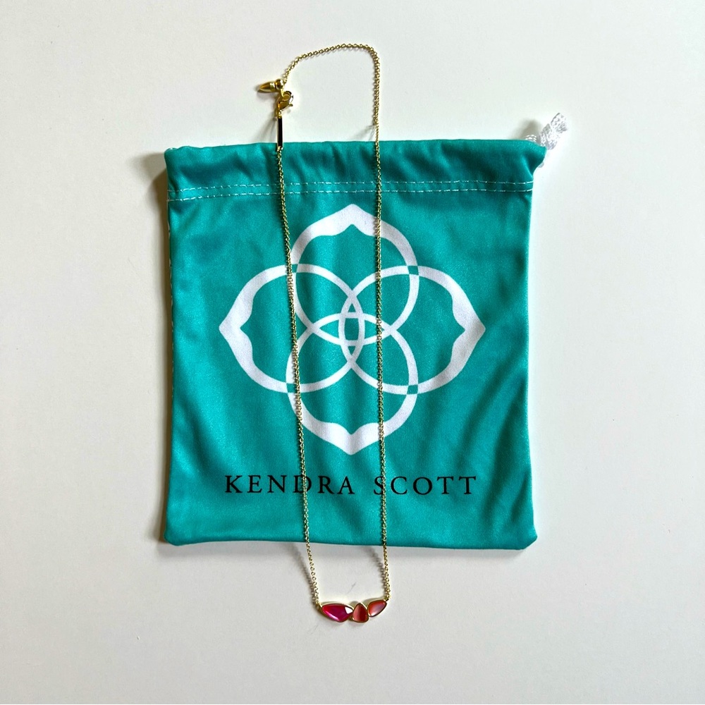 Kendra Scott Ivy 3 Stone Pink And Gold Necklace